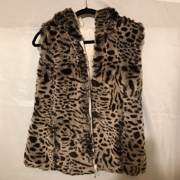 Reversible faux fur vest - Picture 2 of 4